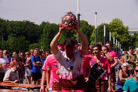 Com Together Cup